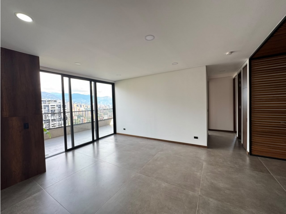 Apartamento en Arriendo en El Poblado, Medellín en Via Las Palmas