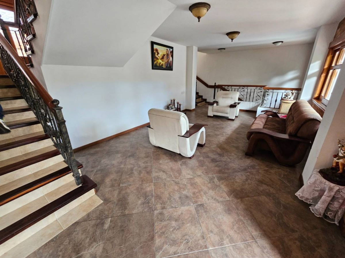 Casa en arriendo en Pan De Azucar, Bucaramanga · foto 2 de 12