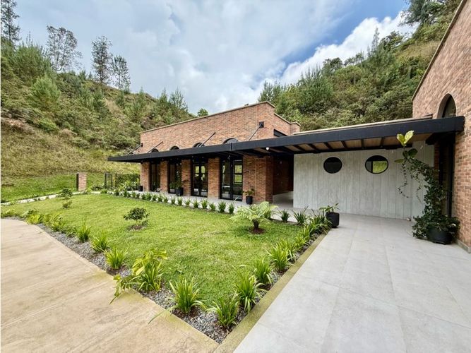 Lote en venta en Pantanillo, El Retiro, 2106 m² · foto 6 de 8