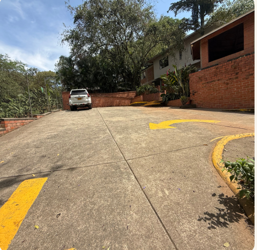 Edificio en arriendo en Sector La Luisa Bella Suiza, Cali, 386 m² · foto 12 de 12