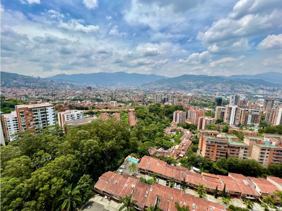 Apartamento en venta en Loma Benedictinos, Medellín · foto 5 de 11