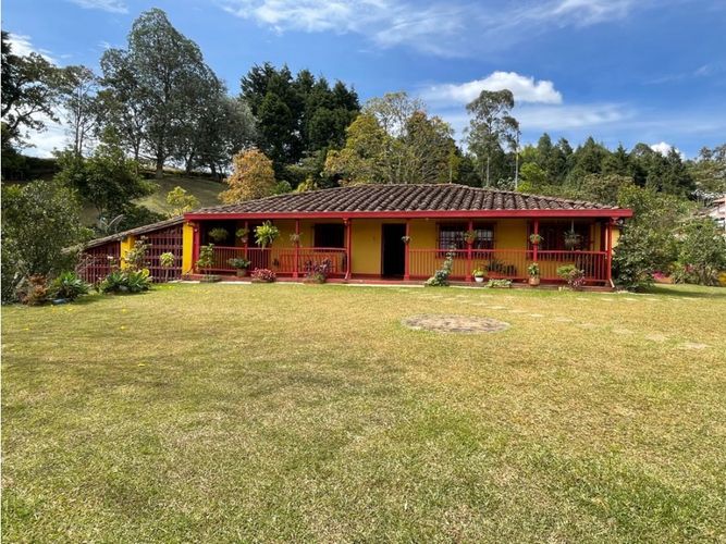 Finca en venta en Guarne, 380 m² · foto 5 de 19