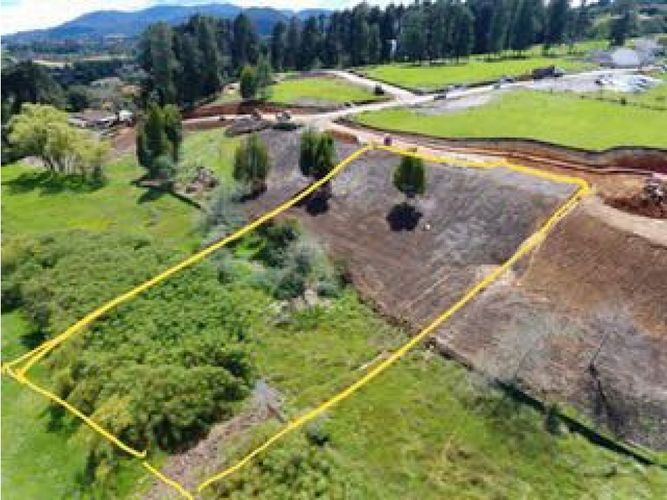 Lote en venta en Las Palmas, Envigado, 2307 m² · foto 3 de 13