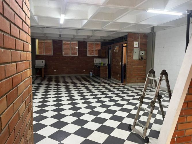 Bodega en arriendo en Santa Fe, Medellín, 100 m² · foto 3 de 22