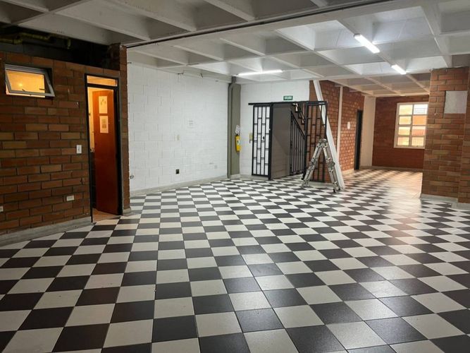 Bodega en arriendo en Santa Fe, Medellín, 100 m² · foto 14 de 22