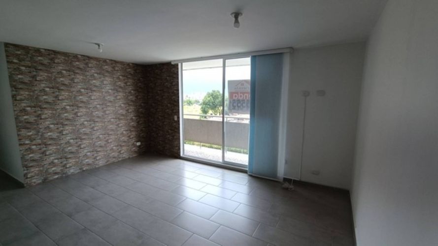 Apartamento de 3 alcobas en venta en Picaleña Y Mirolindo, Ibagué, 92 m² · foto 3 de 20