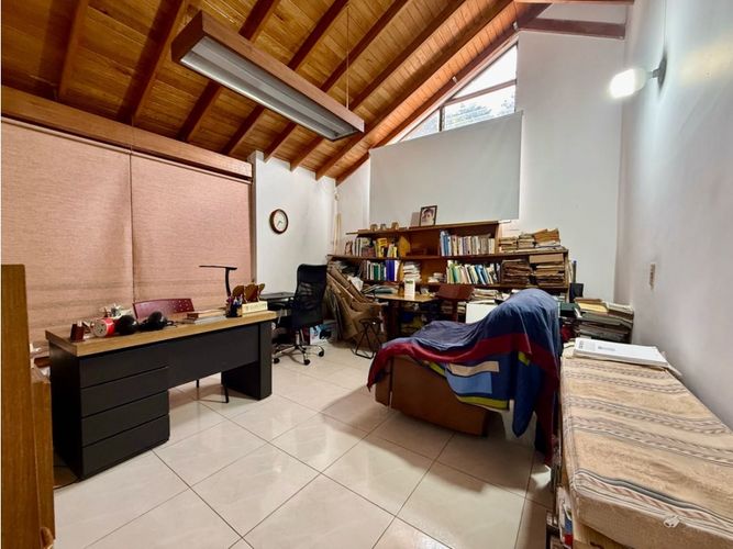 Casa de 3 alcobas en venta en Cola Del Zorro, Medellín, 255 m² · foto 20 de 20
