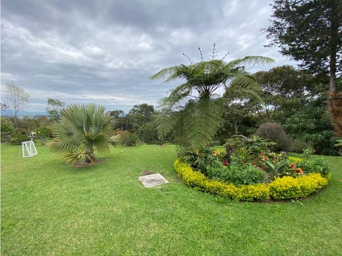 Casa de 4 alcobas en venta en Camargo, El Carmen de Viboral, 350 m² · foto 10 de 11