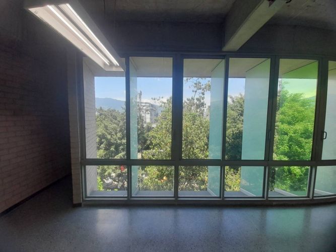 Oficina en arriendo en La Aguacatala, Medellín, 179 m² · foto 5 de 14