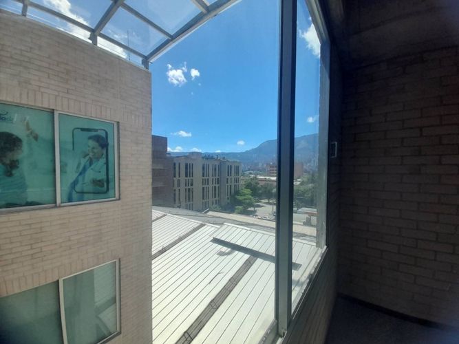 Oficina en arriendo en La Aguacatala, Medellín, 179 m² · foto 6 de 14