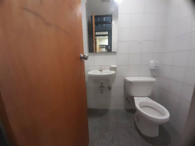 Oficina en arriendo en La Aguacatala, Medellín, 179 m² · foto 12 de 14