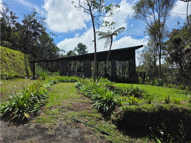 Finca en venta en Santa Elena, Medellín, 250 m² · foto 10 de 24