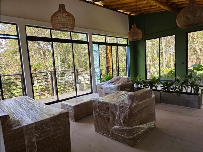 Finca en venta en Santa Elena, Medellín, 250 m² · foto 11 de 24