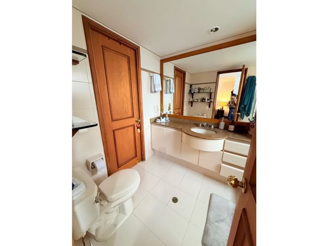 Apartamento de 3 alcobas en venta en Los Balsos, Medellín, 167 m² · foto 9 de 19