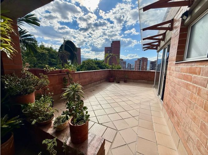 Apartamento de 3 alcobas en venta en Los Balsos, Medellín, 167 m² · foto 16 de 19