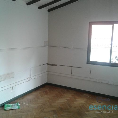 Casa de 4 alcobas en arriendo en Rosales, Medellín, 256 m² · foto 7 de 15