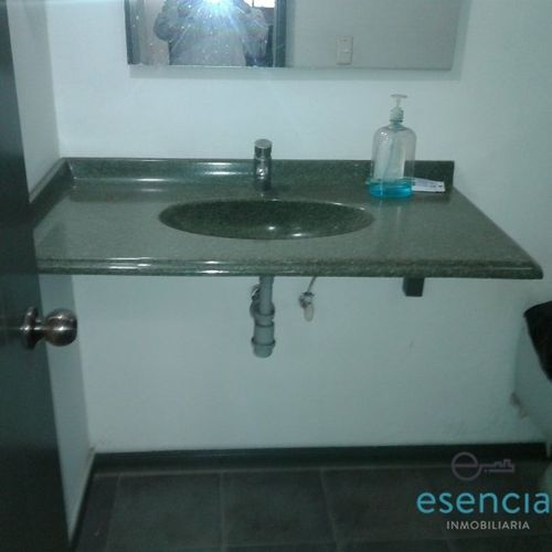 Casa de 4 alcobas en arriendo en Rosales, Medellín, 256 m² · foto 12 de 15