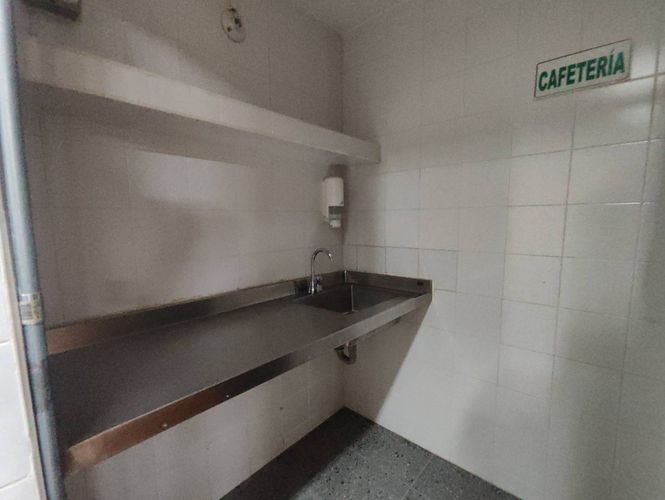 Oficina en arriendo en La Aguacatala, Medellín, 179 m² · foto 5 de 16