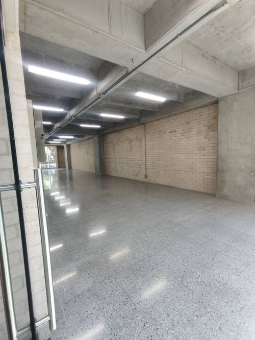 Oficina en arriendo en La Aguacatala, Medellín, 179 m² · foto 6 de 16