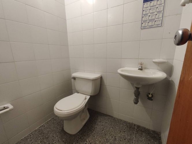 Oficina en arriendo en La Aguacatala, Medellín, 179 m² · foto 8 de 16