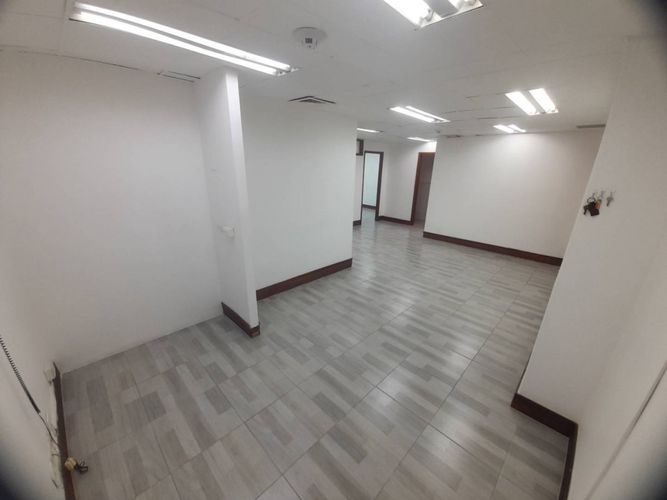 Oficina en arriendo en El Poblado, Medellín, 105 m² · foto 2 de 22