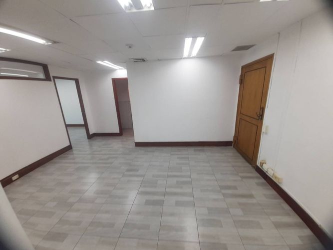 Oficina en arriendo en El Poblado, Medellín, 105 m² · foto 10 de 22