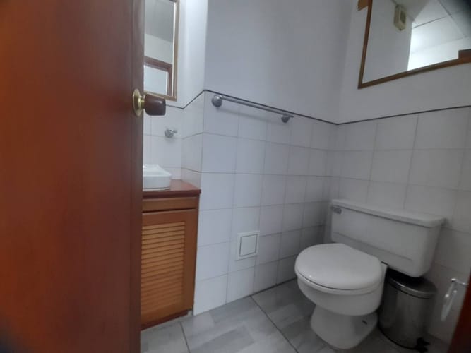 Oficina en arriendo en El Poblado, Medellín, 105 m² · foto 16 de 22