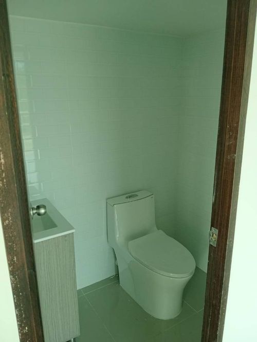 Oficina en arriendo en El Poblado, Medellín, 92 m² · foto 8 de 19
