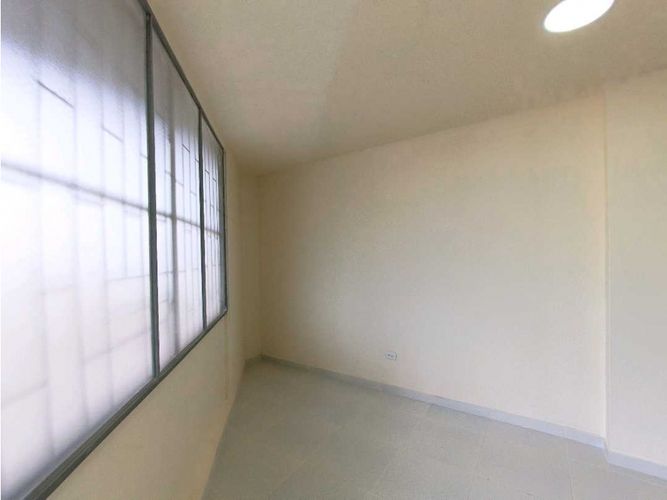 Local en arriendo en Fundadores, Manizales, 35 m² · foto 3 de 10