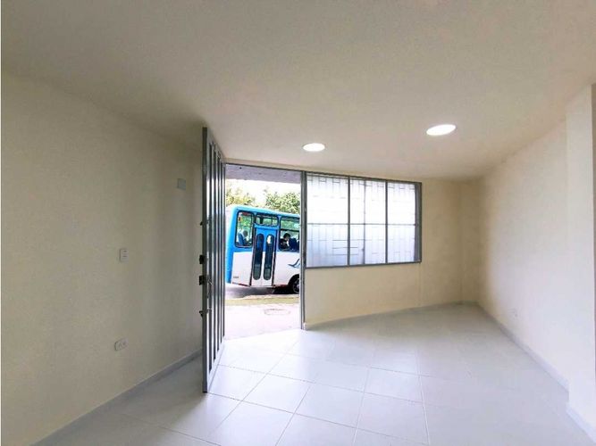 Local en arriendo en Fundadores, Manizales, 35 m² · foto 6 de 10