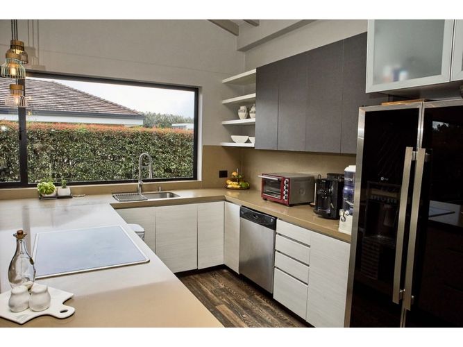 Casa de 4 alcobas en venta en Llano Grande, Rionegro, 305 m² · foto 8 de 18