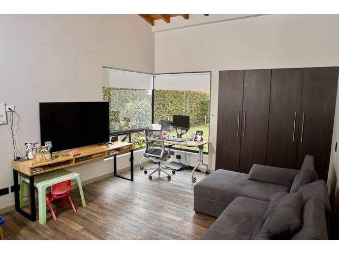 Casa de 4 alcobas en venta en Llano Grande, Rionegro, 305 m² · foto 12 de 18