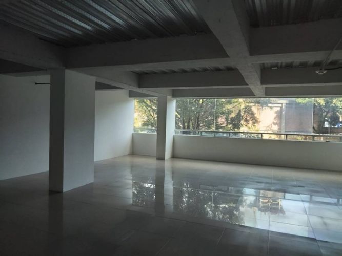 Oficina en arriendo en El Poblado, Medellín, 420 m² · foto 7 de 24