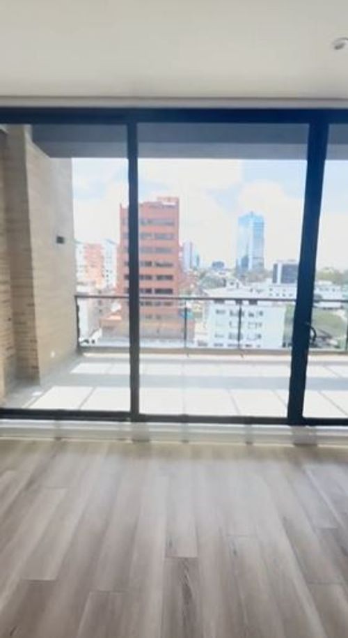 Apartamento de 3 alcobas en venta en Chicó Navarra, Bogotá, 170 m² · foto 3 de 24
