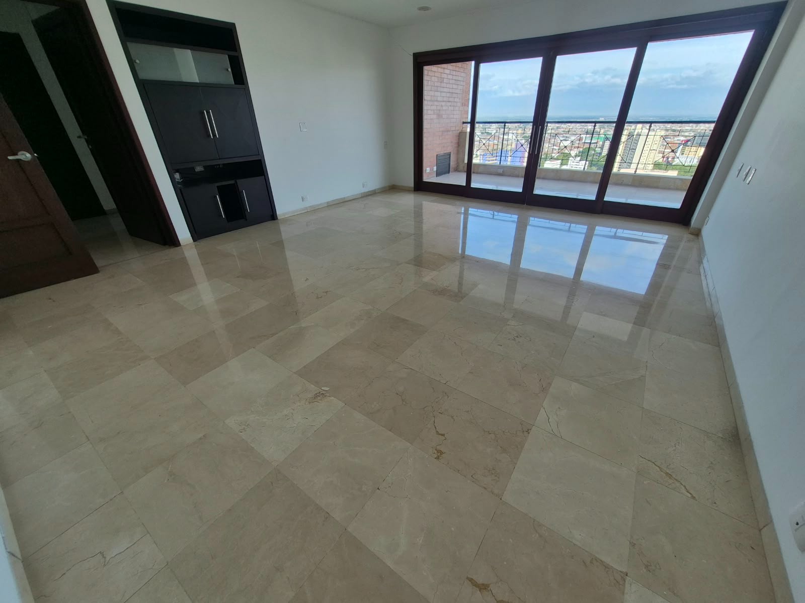 Apartamento en arriendo en Juanambu, Cali · foto 5 de 14