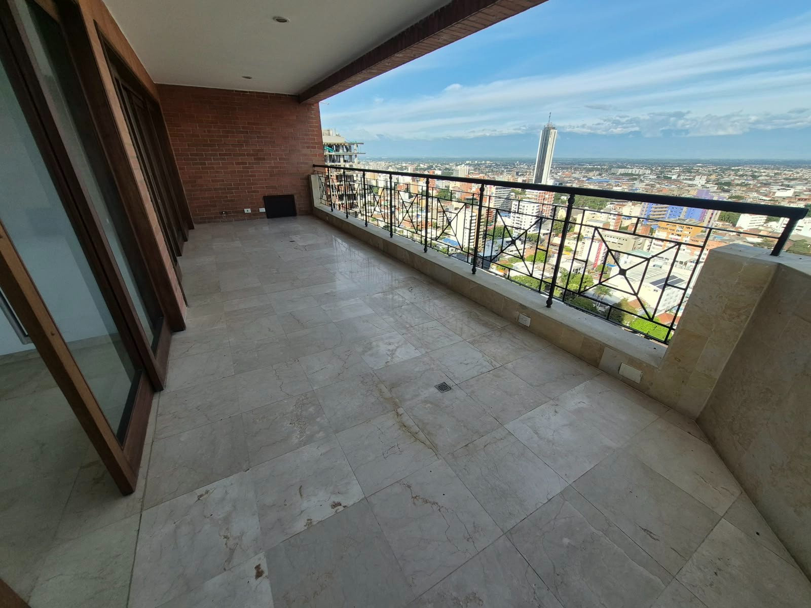 Apartamento en arriendo en Juanambu, Cali · foto 13 de 14