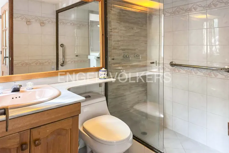 Casa de 4 alcobas en venta en Santa Ana, Bogotá, 413 m² · foto 15 de 19