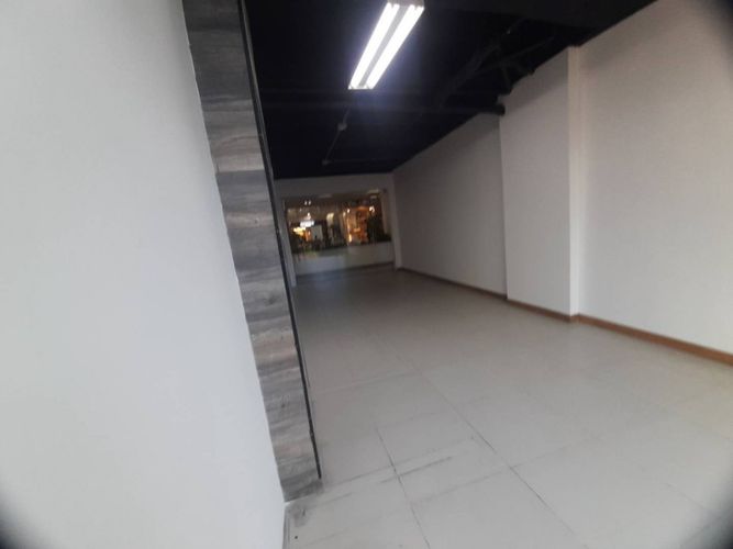 Local en arriendo en Milla De Oro, Medellín, 70 m² · foto 13 de 24