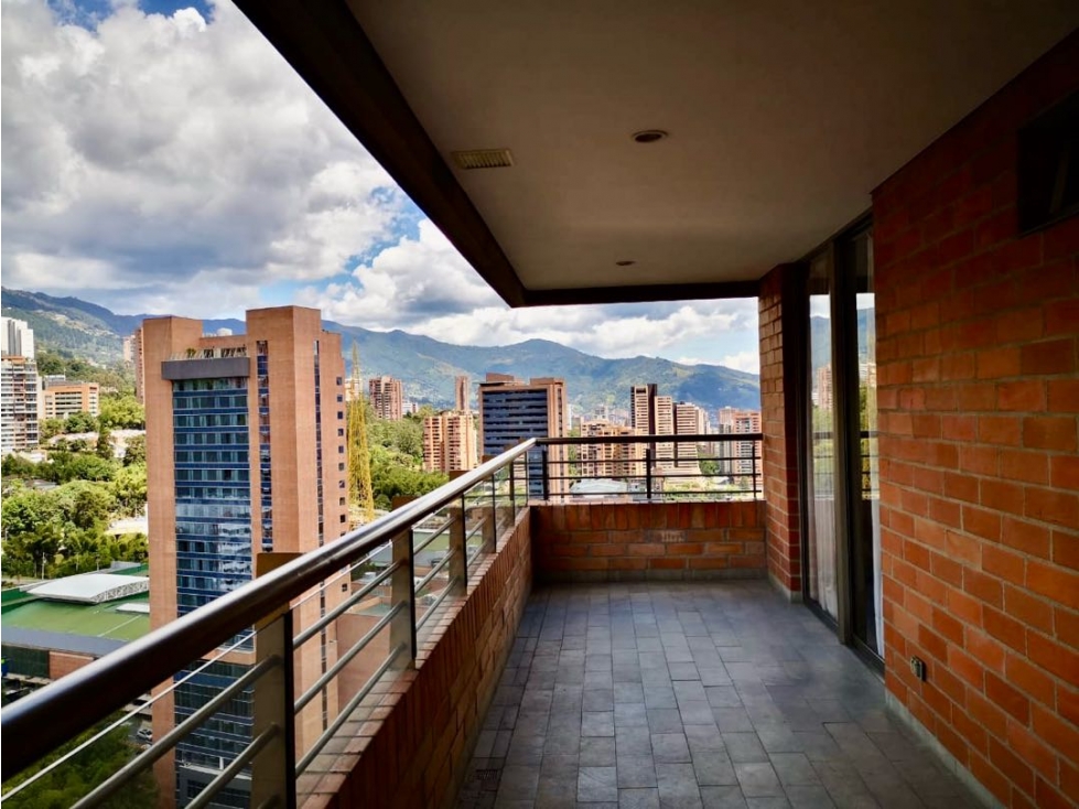 Apartamento en venta en El Poblado, Medellín · foto 5 de 6