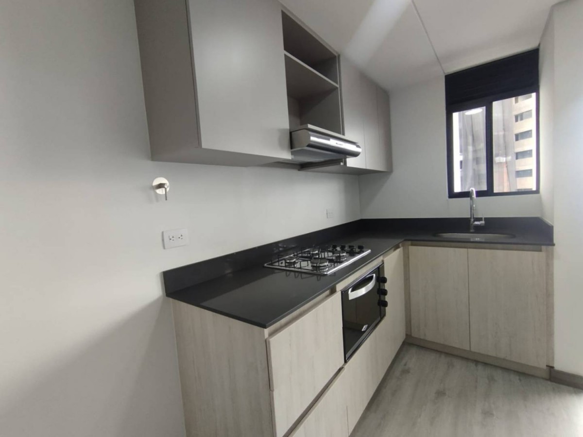 Apartamento en arriendo en Las Palmas, Medellín · foto 2 de 13