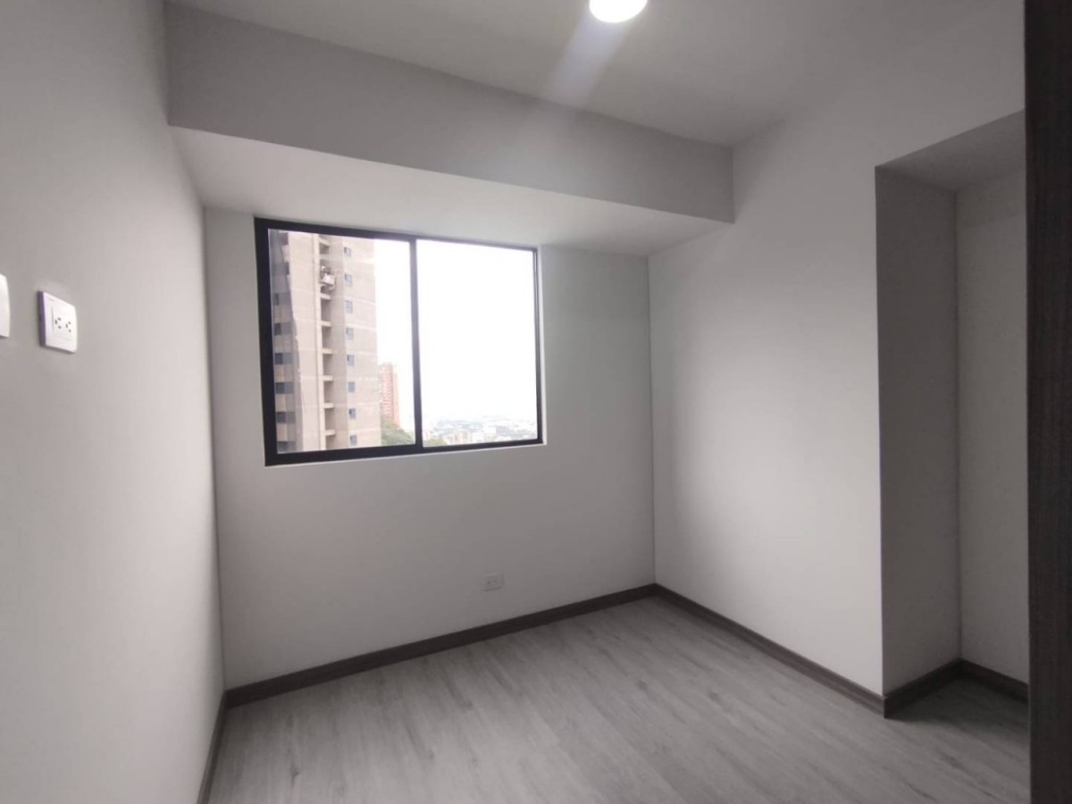 Apartamento en arriendo en Las Palmas, Medellín · foto 4 de 13