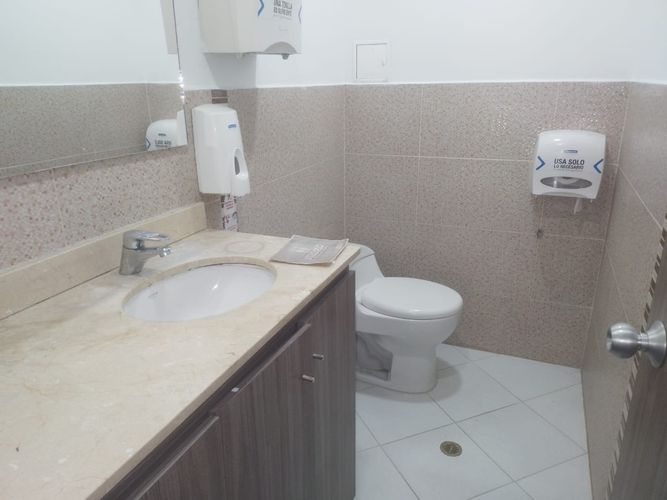 Oficina en venta en Entreamigos, Sabaneta, 719 m² · foto 3 de 18