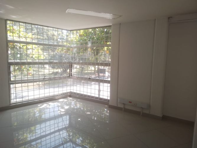 Oficina en venta en Entreamigos, Sabaneta, 719 m² · foto 17 de 18
