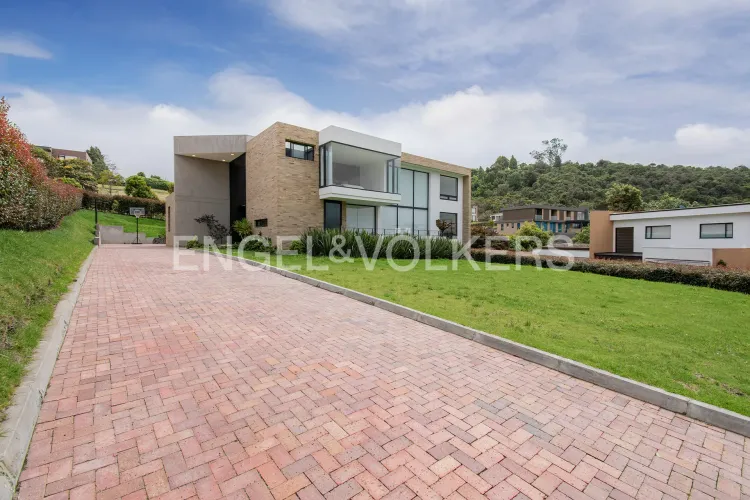 Casa de 4 alcobas en venta en Yerbabuena, Sopó, 390 m² · foto 18 de 20