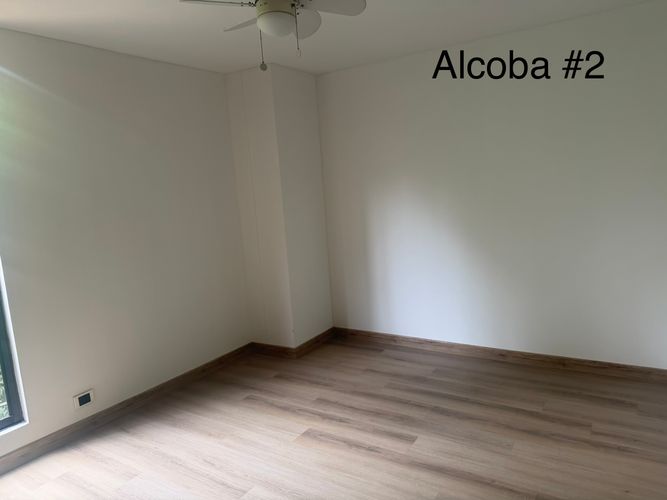Apartamento de 2 alcobas en arriendo en Lalinde, Medellín, 102 m² · foto 5 de 19