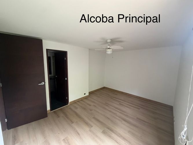 Apartamento de 2 alcobas en arriendo en Lalinde, Medellín, 102 m² · foto 12 de 19
