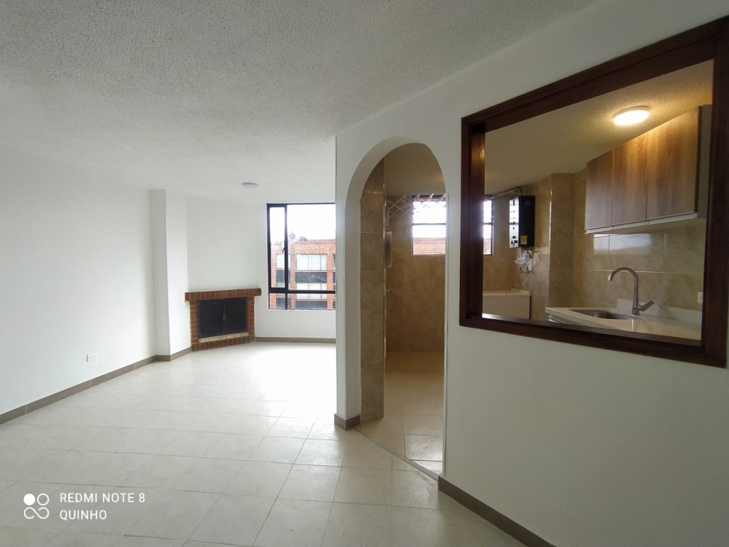 Apartamento en Arriendo en Modelia Occidental, Bogotá