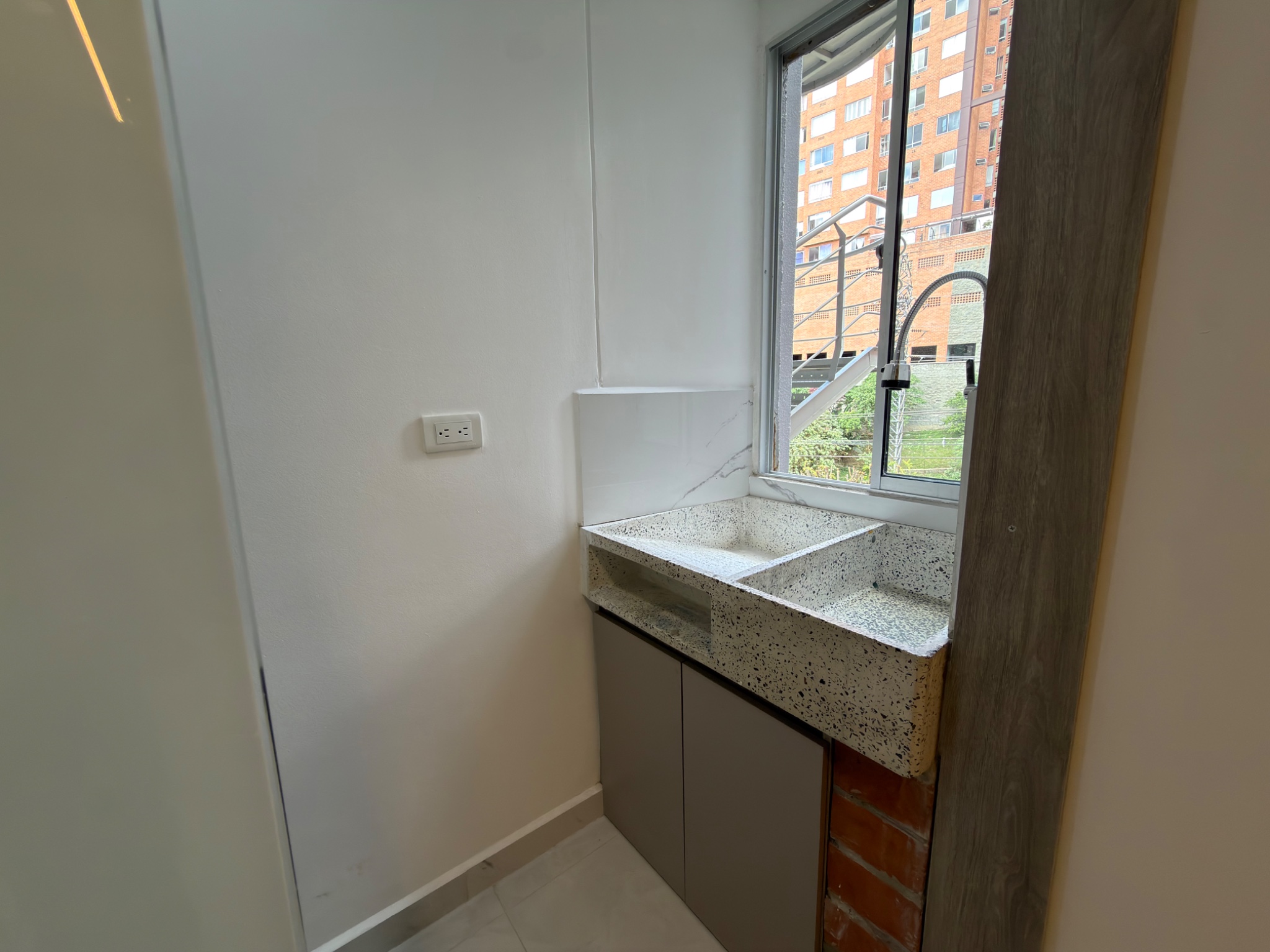 Apartamento en venta en Loma Del Indio, Medellín · foto 4 de 12