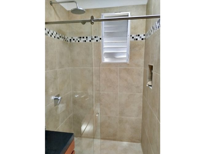 Casa de 4 alcobas en venta en Cn. Campestre El Peñon, Girardot, 314 m² · foto 12 de 12