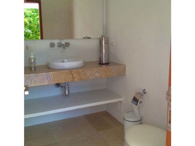 Casa de 5 alcobas en venta en Bosques De Peñalisa, Ricaurte, 222 m² · foto 4 de 12